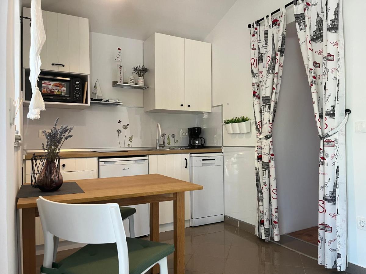 Apartment Cozy&Quiet Rovinj Eksteriør bilde