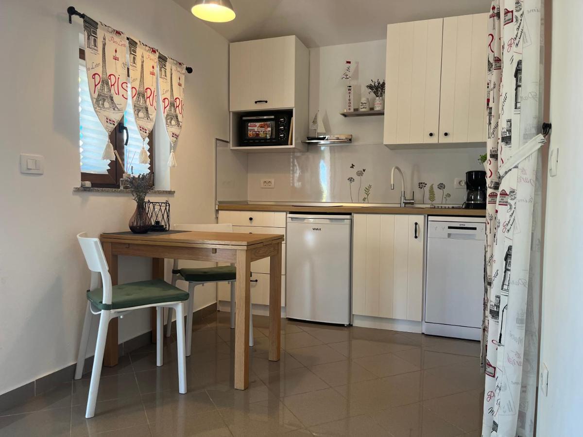Apartment Cozy&Quiet Rovinj Eksteriør bilde